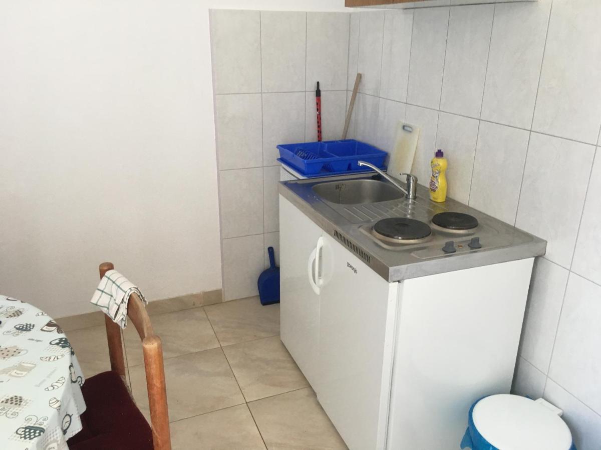 Apartmani Domenika Žuljana Exterior foto